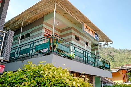 Hotel O Villa Hardi