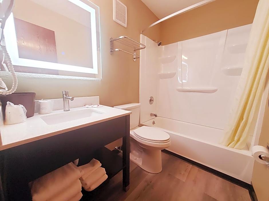 Super 8 by Wyndham Amsterdam