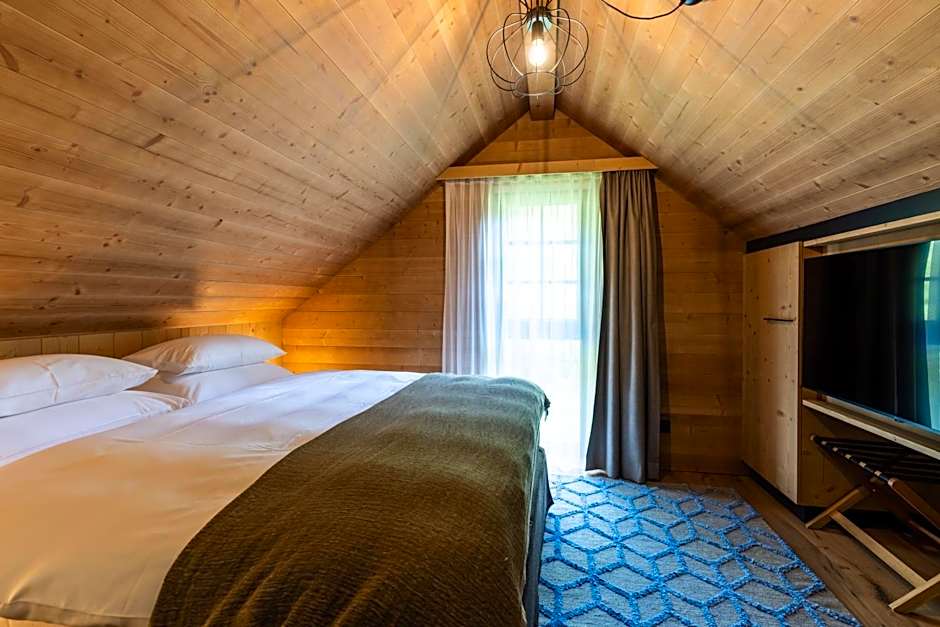 Hideaway Hotel Montestyria Chalets & Suiten