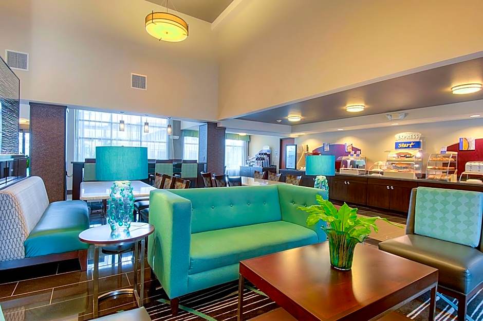 Holiday Inn Express Hotel & Suites Carlsbad Beach By IHG
