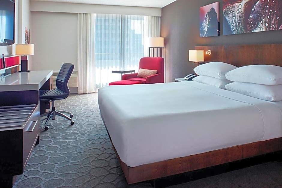 Delta Hotels by Marriott Winnipeg