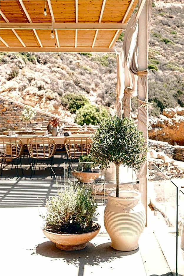 Spathi Beach Suites Kea