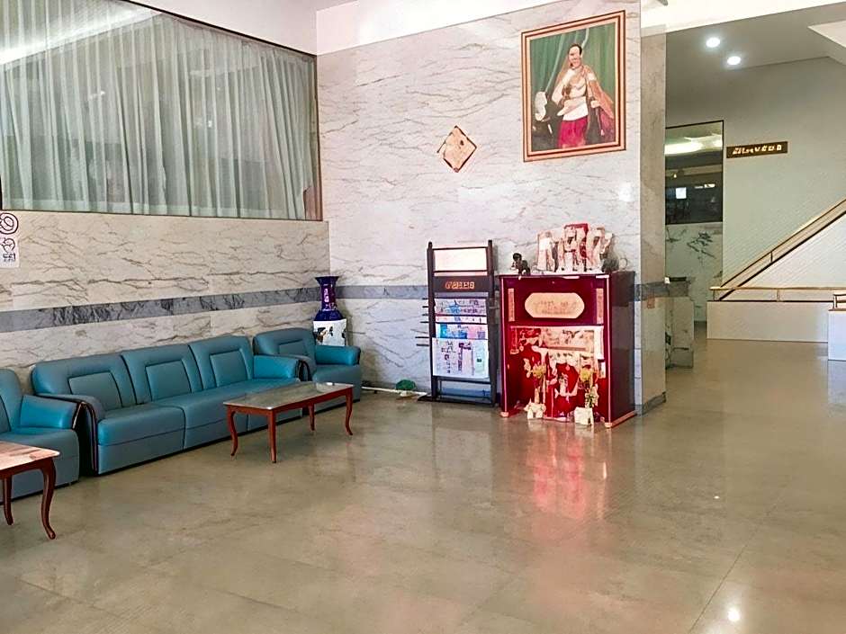 Hatyai Rama Hotel