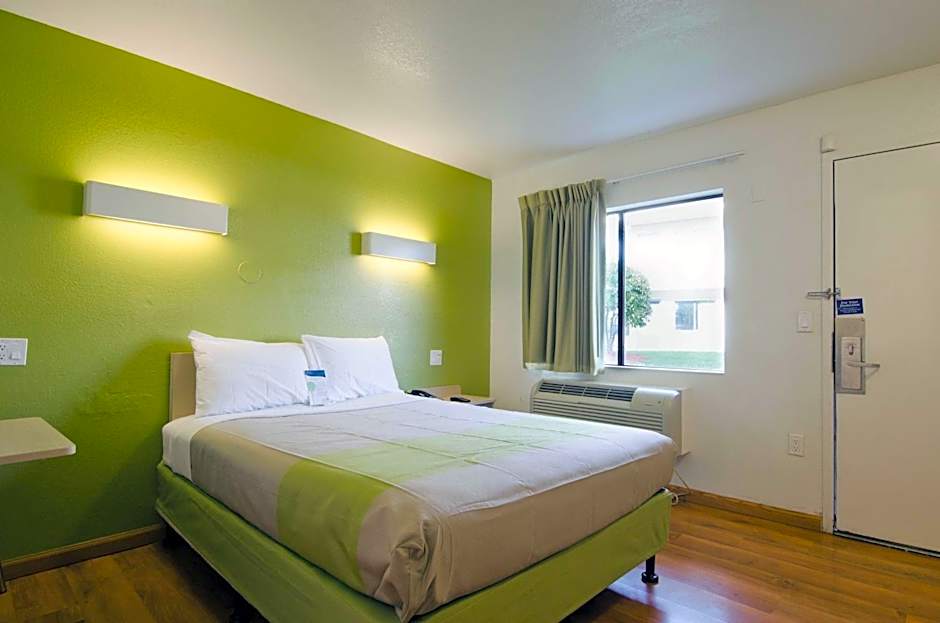 Motel 6-Camp Springs, DC - South Camp Springs