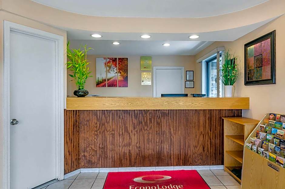 Econo Lodge Roanoke Civic Center