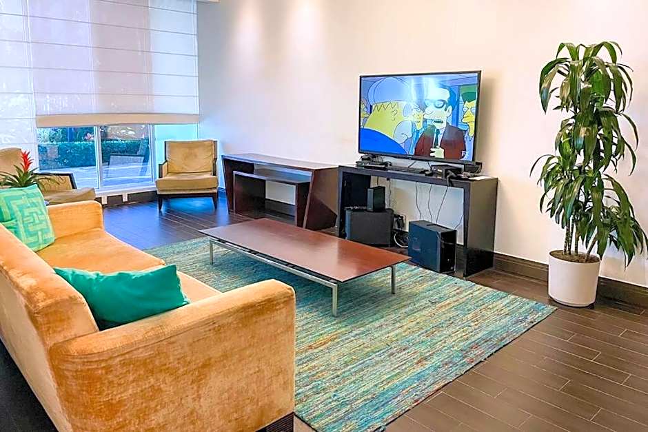 On The Sand - All The Amenities - Hollywood Beach