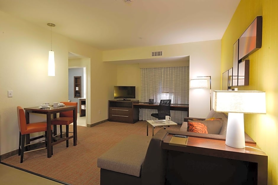 Residence Inn by Marriott Omaha Aksarben Village
