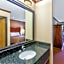 Ramada by Wyndham Mackinaw City Waterfront