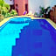 Hotel y Suites Los Encantos