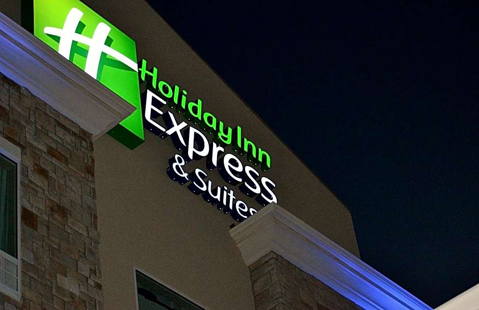 Holiday Inn Express Hotel And Suites St Joseph By IHG