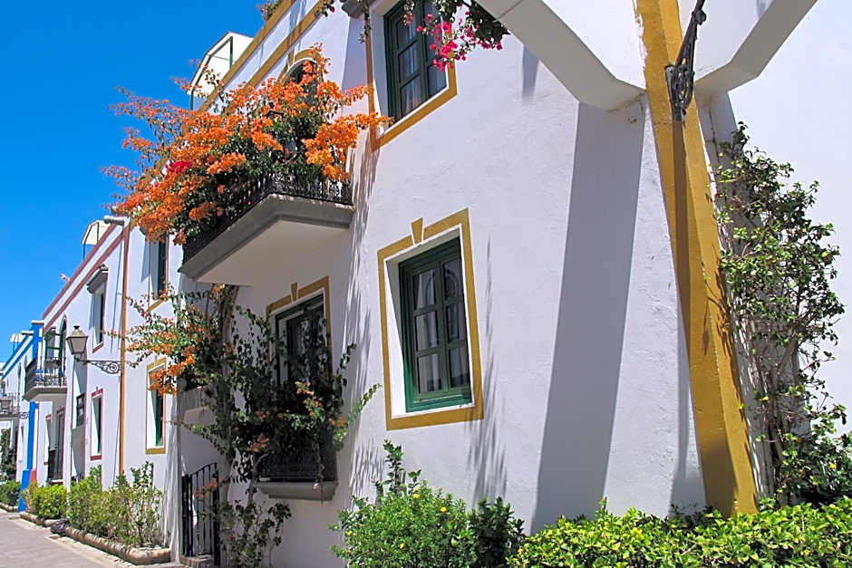 Playa Mogan Golden Beach 1 by El Sirocco