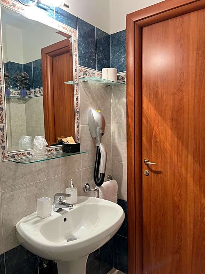 Città Eterna Guest House