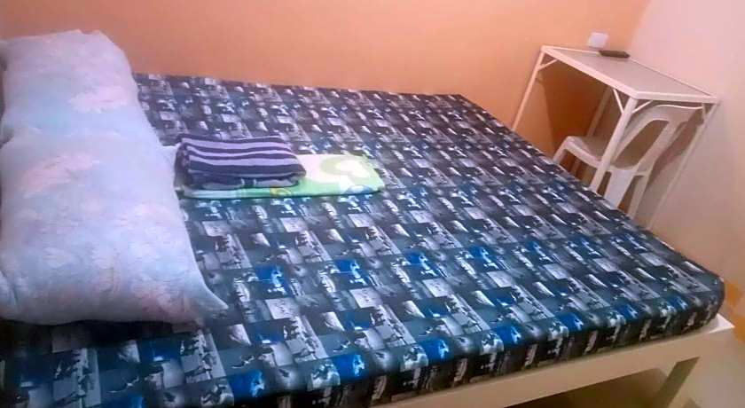 ROBIE'S TRANSIENTS ROOMS