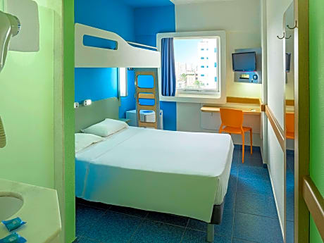 Superior Room - Double Bed And Overlapped Bed - For Up To 3 People Non Refundable