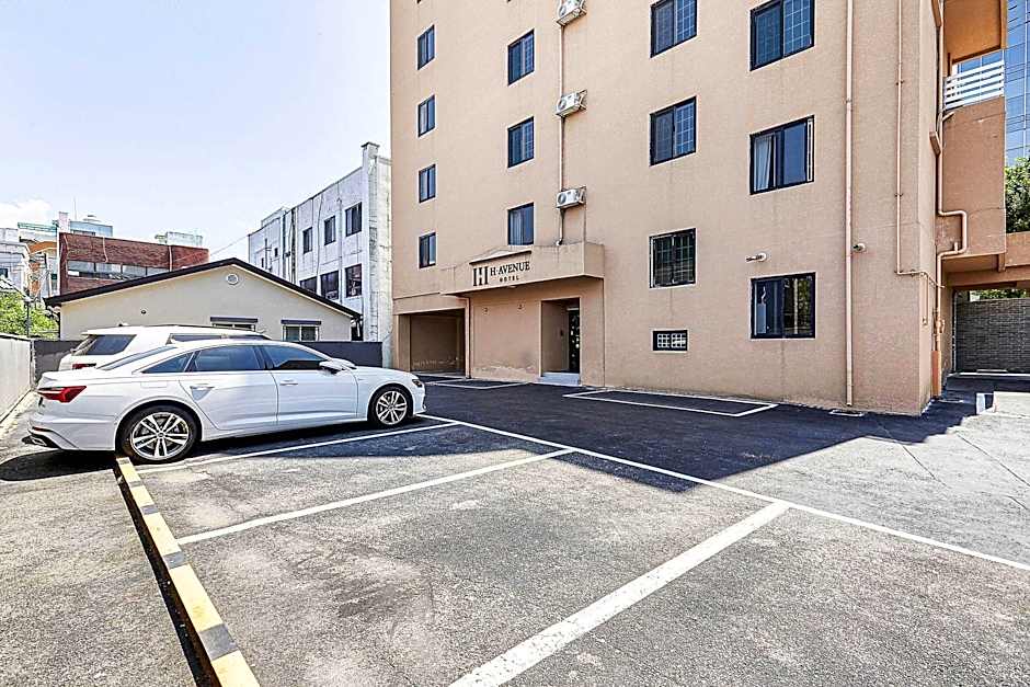 H-AVENUE Hotel NamChuncheon