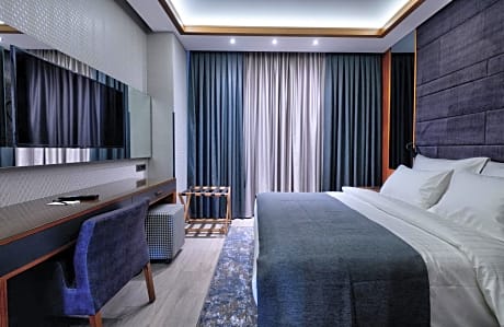 Standard Room with Square View