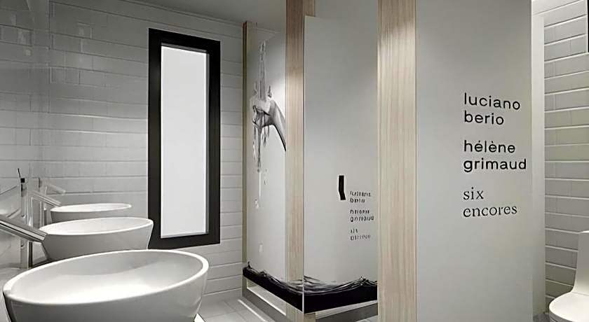 The Street Hostel Koh Lipe