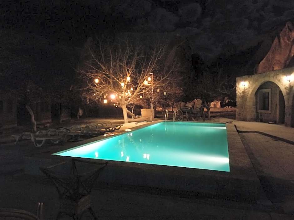 Seven Rock Cave Hotel