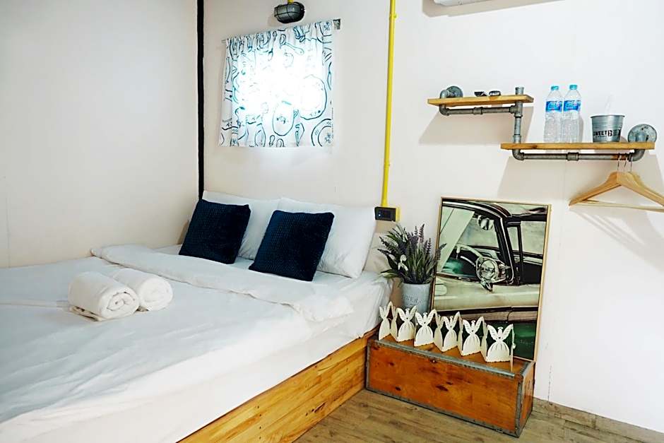 Sweet Box Bed and Breakfast