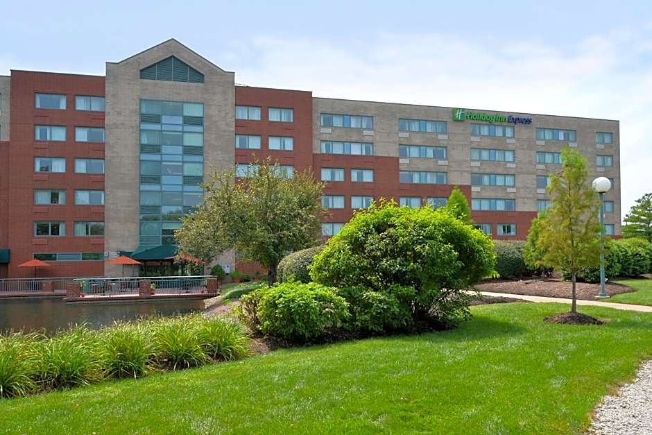 Elimwood Hotel, A Ramada by Wyndham