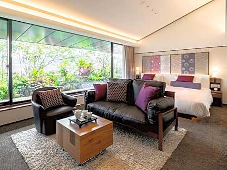 Premier Twin Room - Non-Smoking