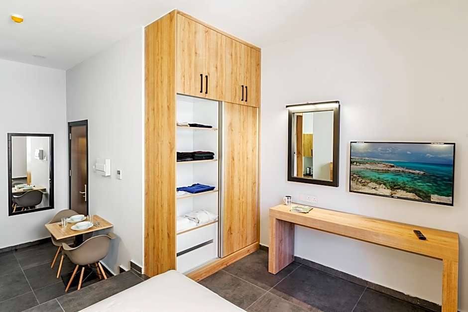 G Suites Luxury Rentals