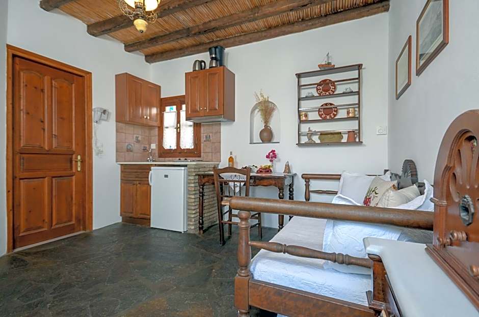 Naxos Filoxenia Hotel