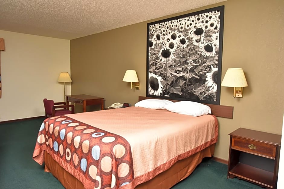 Super 8 by Wyndham Springfield-Battlefield