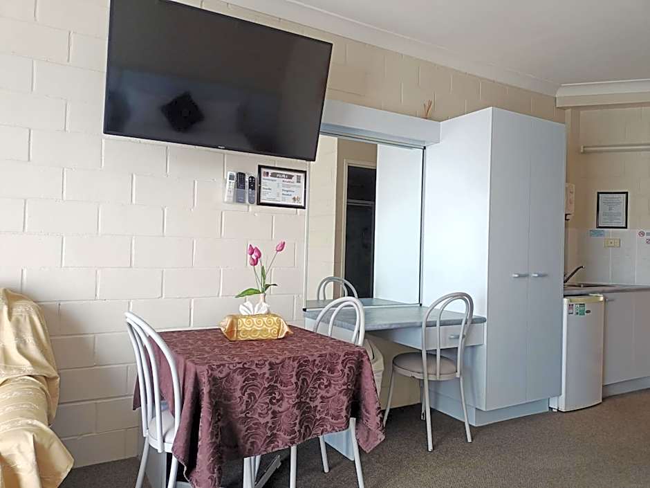 Admiral Nelson Motor Inn