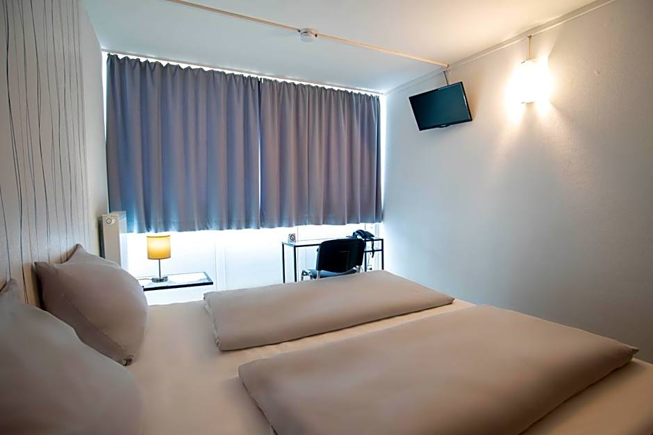 BeeVillage Messehotel Hannover Laatzen