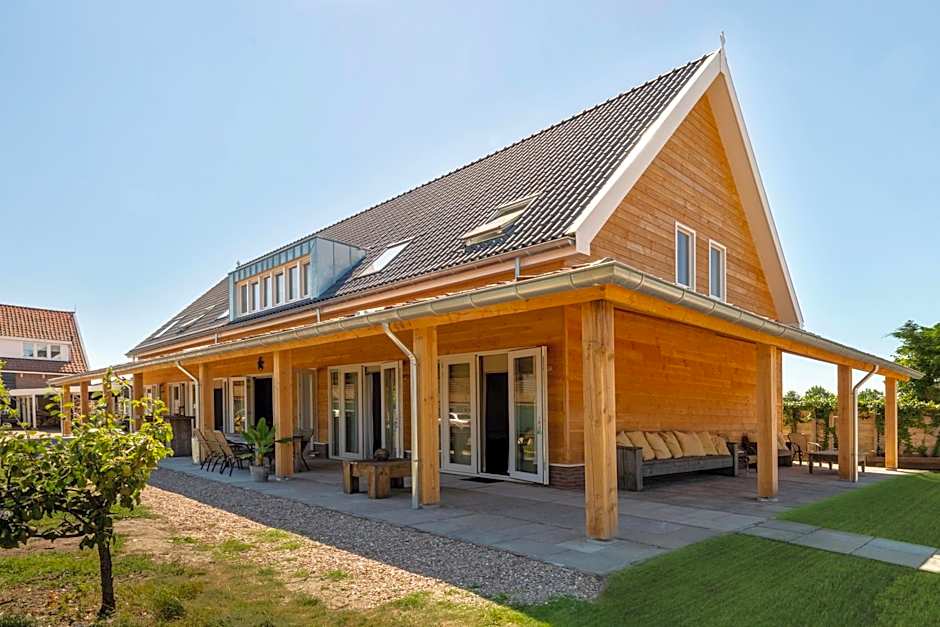 Ride by the Sea Guesthouse