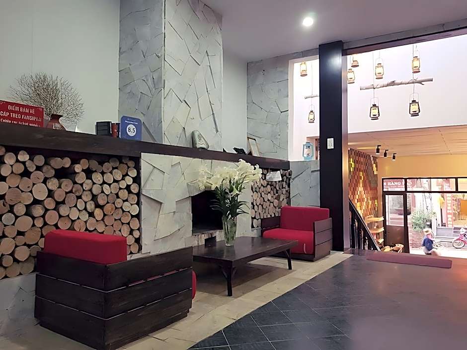 Phuong Nam Hotel