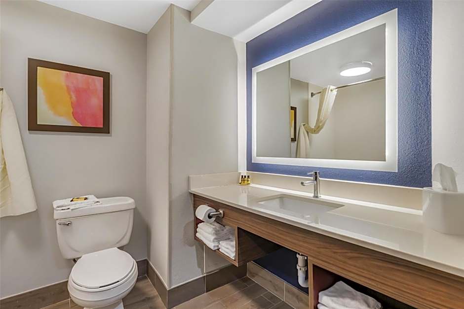 Best Western Plus Lexington Inn