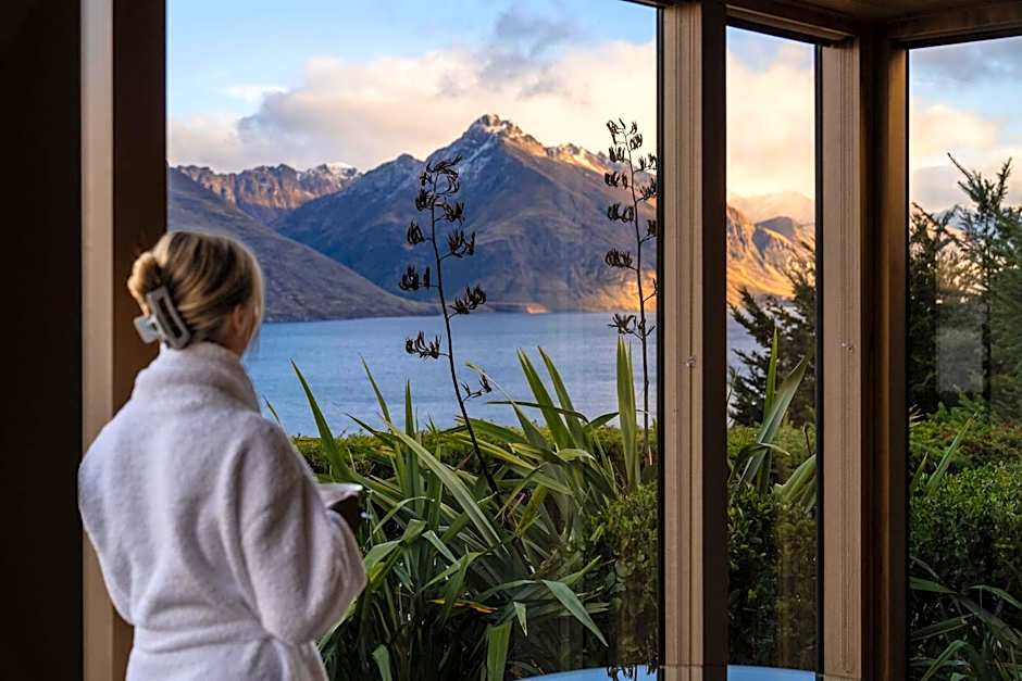 Azur Lodge
