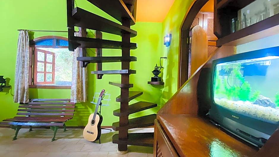 Casa de Campo - Condomínio Arco Íris