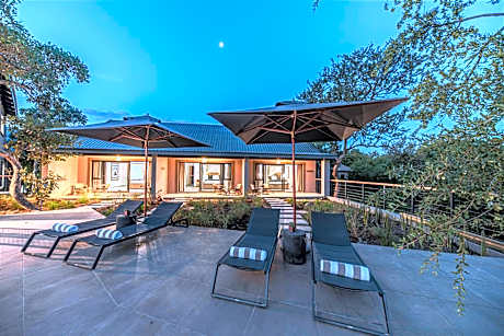 Little Kubu Lodge