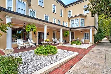 The Jefferson Inn Downtown Southern Pines