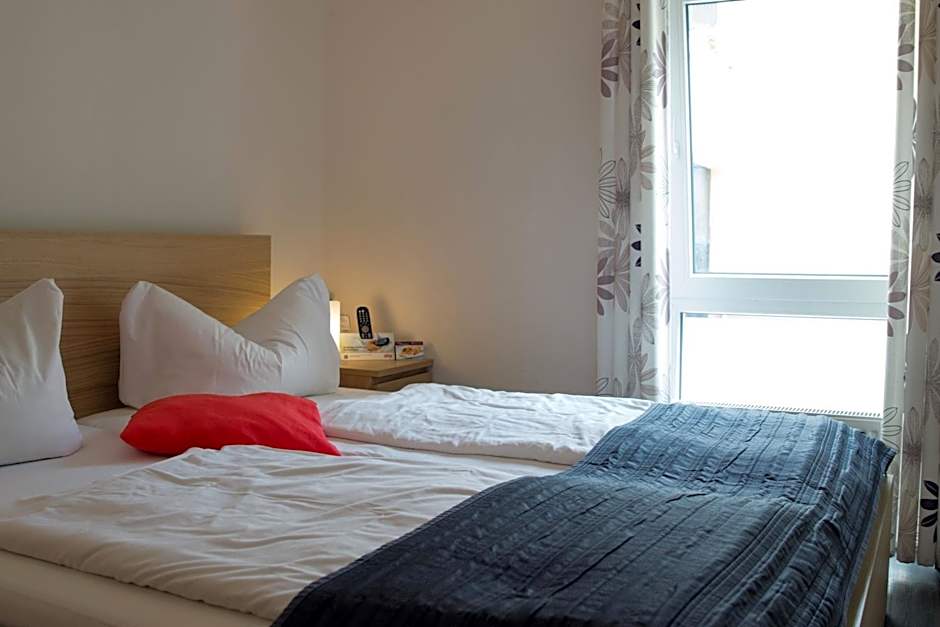 Hotel & Apartment Am Theaterplatz