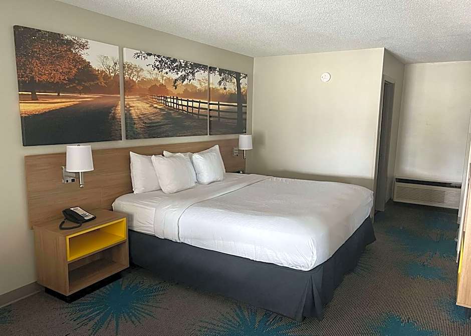 Days Inn by Wyndham Valdosta I-75