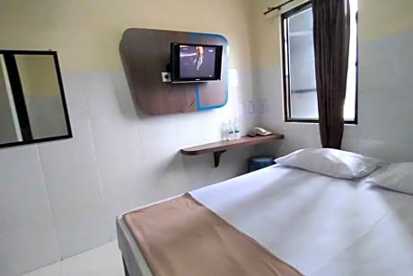 Golden Inn Ambon RedPartner