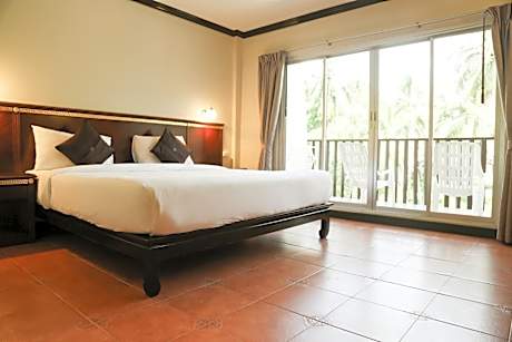 Deluxe Double Room with Balcony