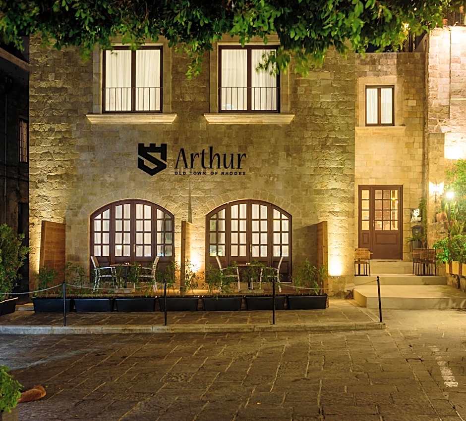 Arthur Suites in Old Town
