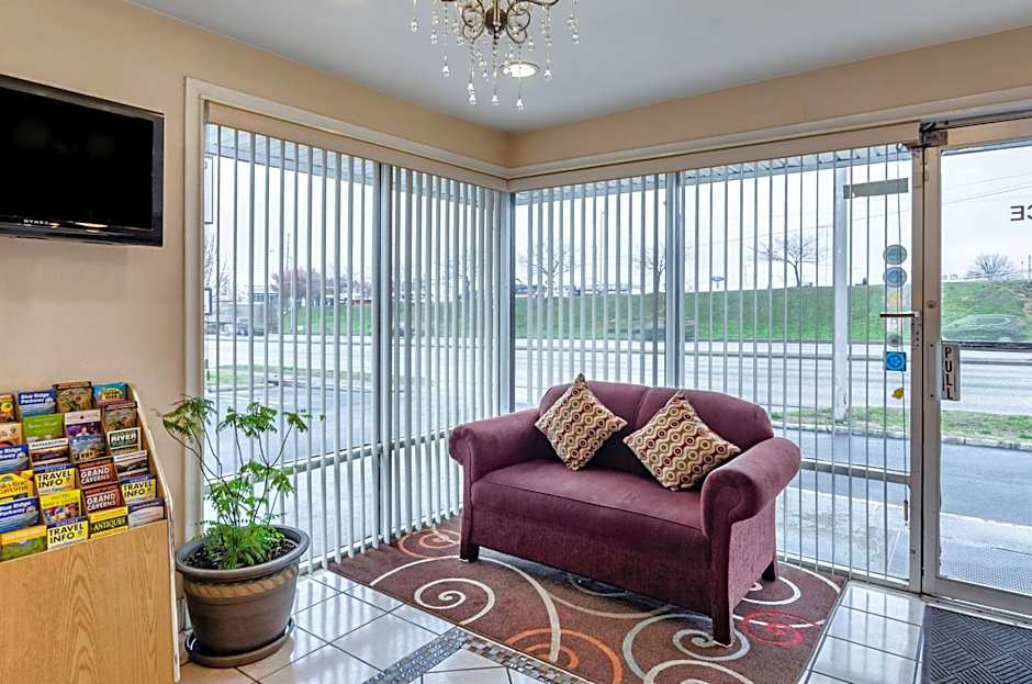 Econo Lodge Roanoke Civic Center