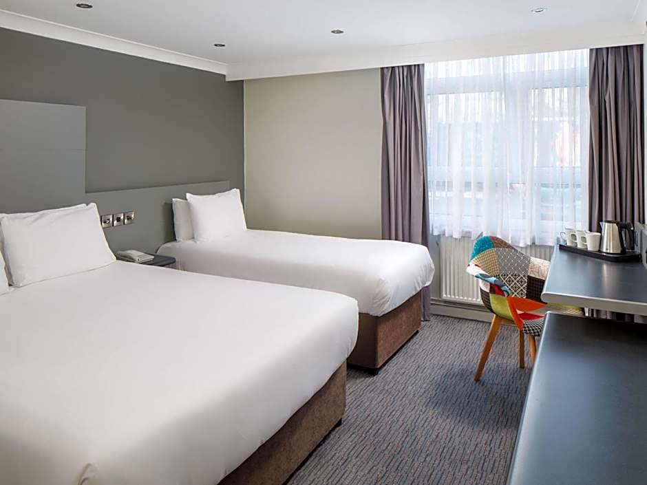 Mercure Chester Abbots Well Hotel