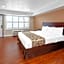 Travelodge by Wyndham Harbor City