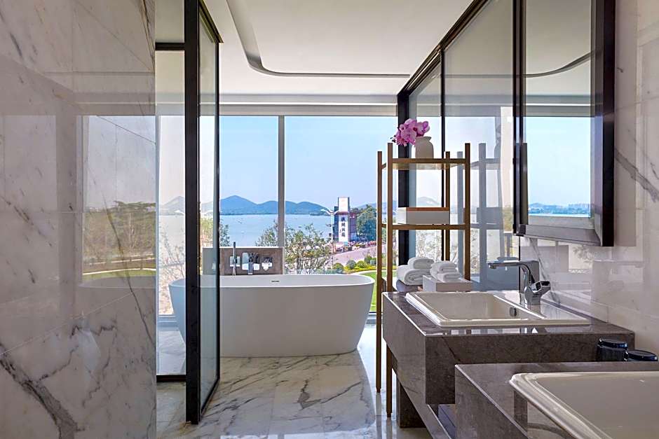 Xuzhou Marriott Hotel Lakeview