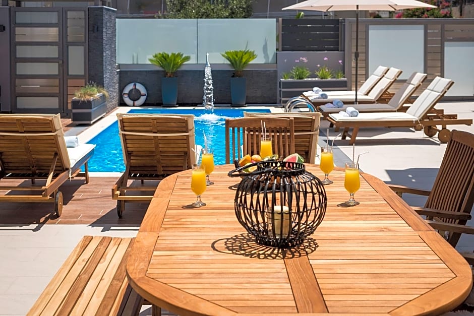 Sun Ray Luxury Aparthotel