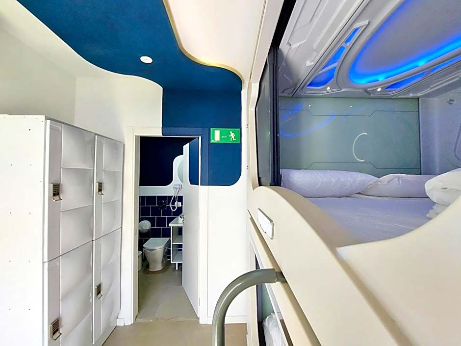 Atypicap Capsule Hostel