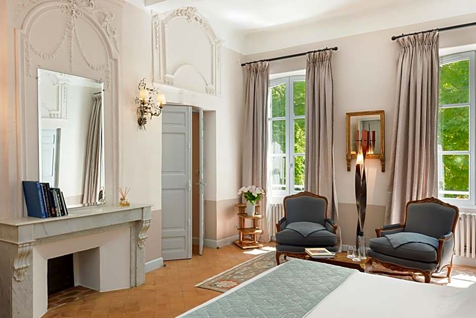 Hostellerie De L'abbaye De La Celle - Les Collectionneurs