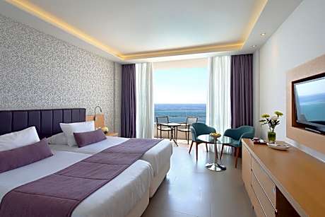 Single superior sea view